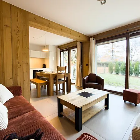 With Garden And Proximity To Activities