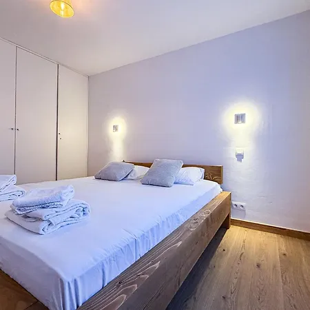 Appartement With Garden And Proximity To Activities *