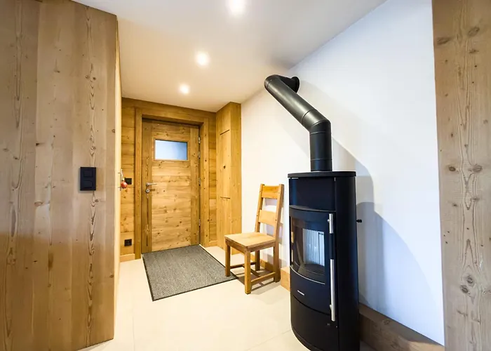 Appartement With Garden And Proximity To Activities