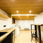 Apartment With Garden And Proximity To Activities *